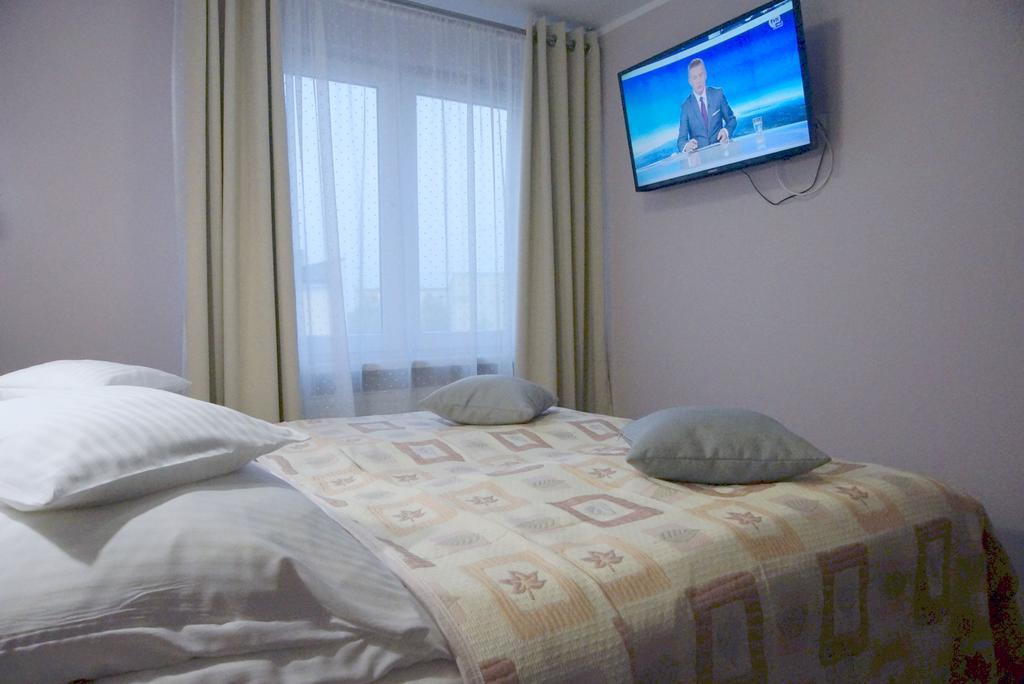 Hotel Unibus Bielsk Podlaski Extérieur photo