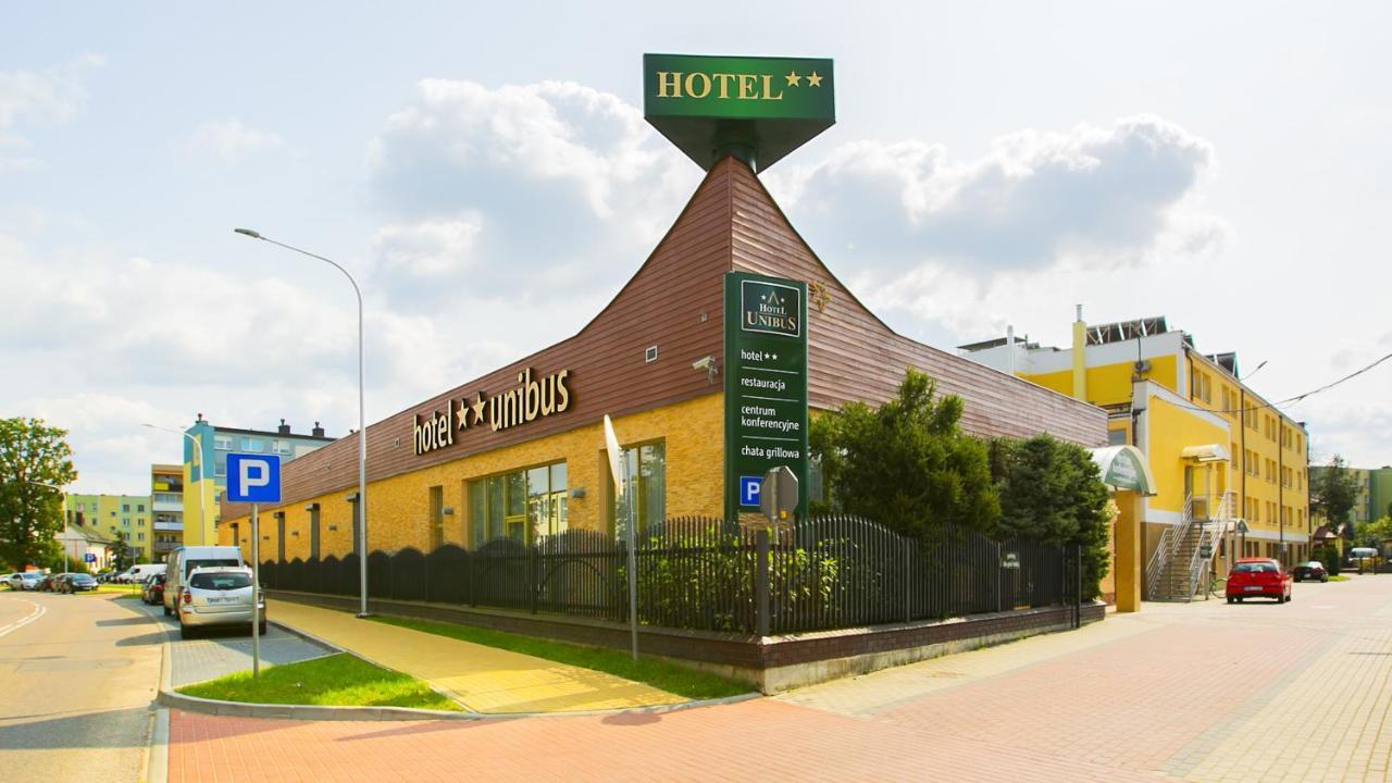 Hotel Unibus Bielsk Podlaski Extérieur photo