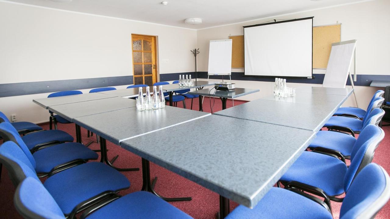 Hotel Unibus Bielsk Podlaski Extérieur photo